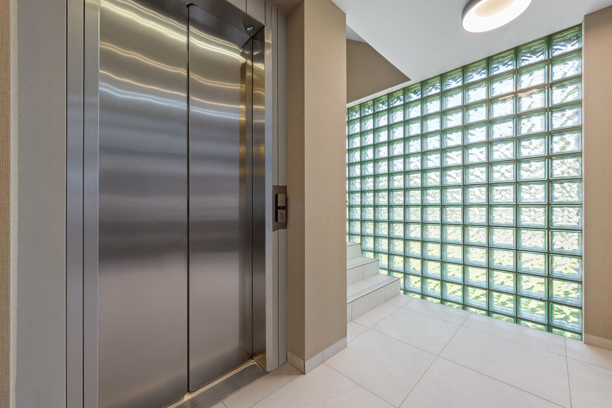 Wnetrza i standard wykonczenia